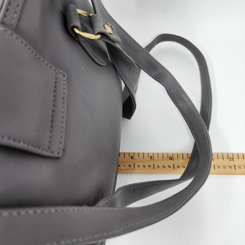 Vtg JG Hook Grey Faux Leather Shoulder Bag w Matching Pouch Key Ring Neutral - Picture 10 of 16